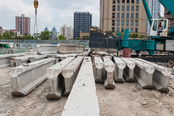 壹定发智能ZYW240围护桩压桩机惊艳问世