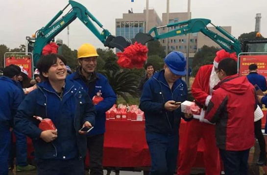 平安果驾到，，，好事要来到