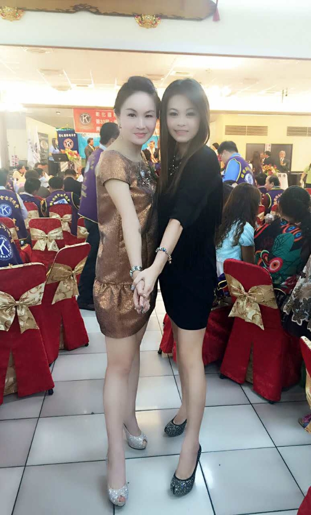 29天清一百吨垃圾，，，正妹靓机壮丽环岛行