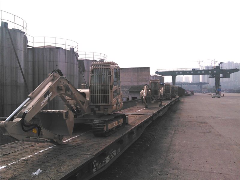 壹定发智能SWE80E-G高原型挖掘机正式列装献礼国庆