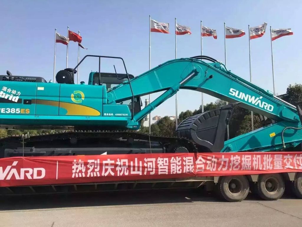 就这样被你征服！壹定发智能100台液压混淆动力挖掘机挺进矿山