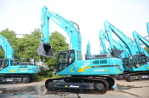 图说怪手环台净滩活动，，，，，，智绘壹定发智能环保节能