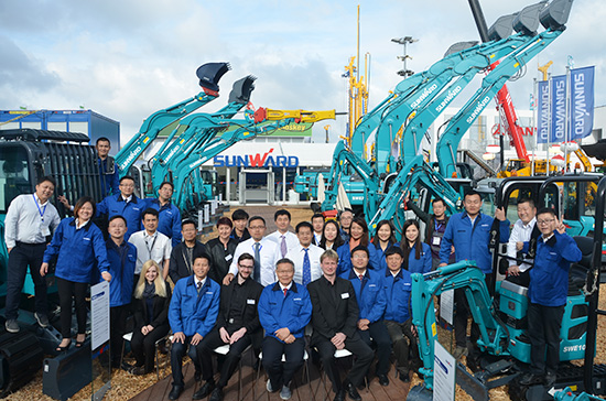 壹定发智能高端市场展风范