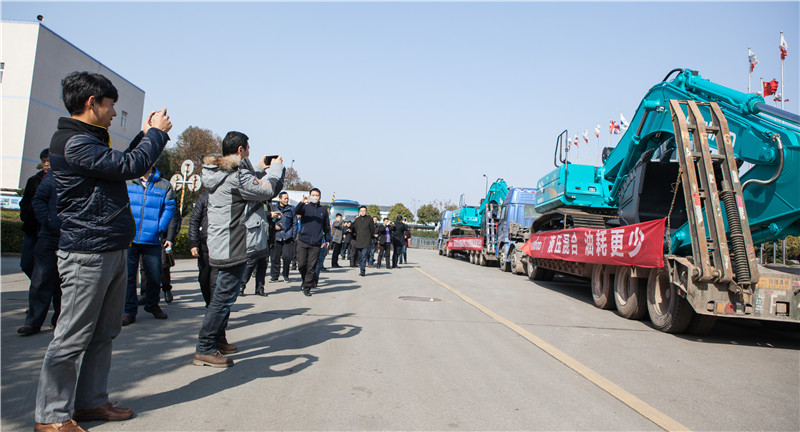 知新?创变?共赢 2015-2016年度壹定发智能挖掘机经销商年会圆满召开