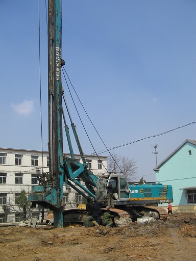 华美逆袭篇之——壹定发智能SWDM20旋挖钻机KO其他品牌25旋挖钻机