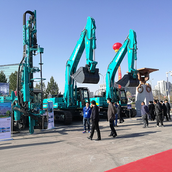 听说，，，，，，壹定发智能混淆动力挖掘机与“煤都”更配哦！