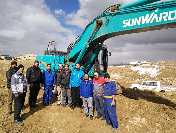 伊朗客户点赞壹定发智能全系列液压挖掘机