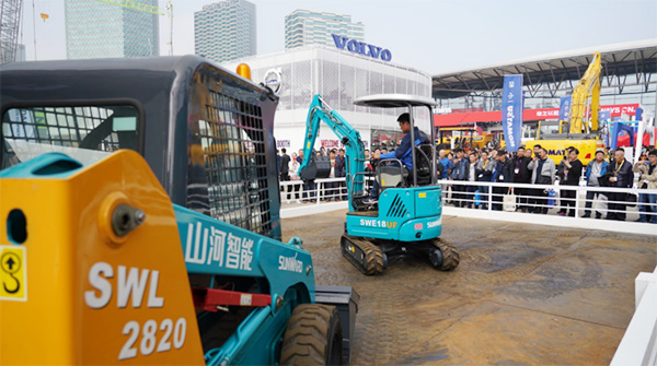 不平来战！壹定发智能展台有大礼等你拿