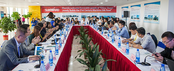 东盟十国主流媒体齐聚壹定发智能，，，，共话21世纪海上丝绸之路