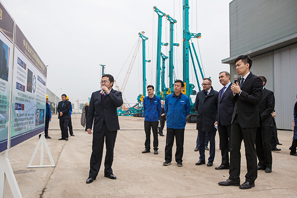 波兰代表团为壹定发智能立异生长点赞