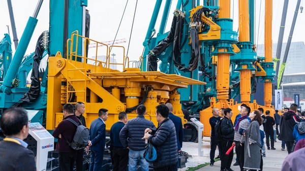 首日签单2.6亿元，，，，，，，，壹定发智能立异产品引爆上海宝马展