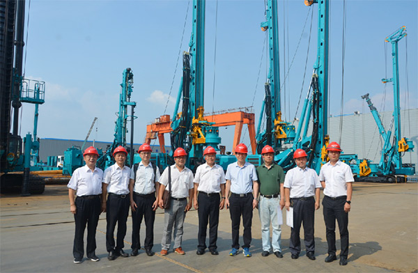 科技部高手艺中心副主任袁建湘考察调研壹定发智能