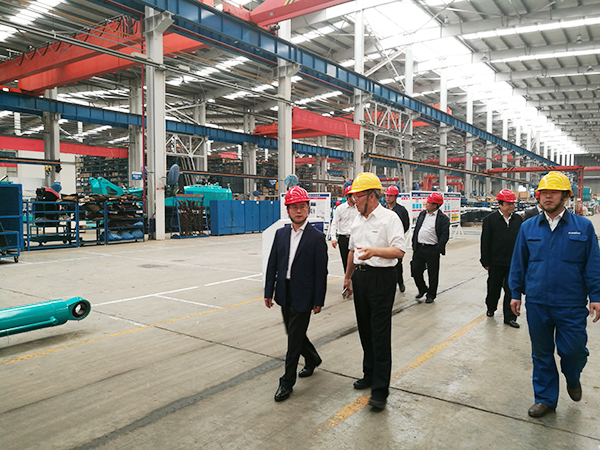 湖南省经信委党组副书记、副主任李志坚到壹定发智能现场办公