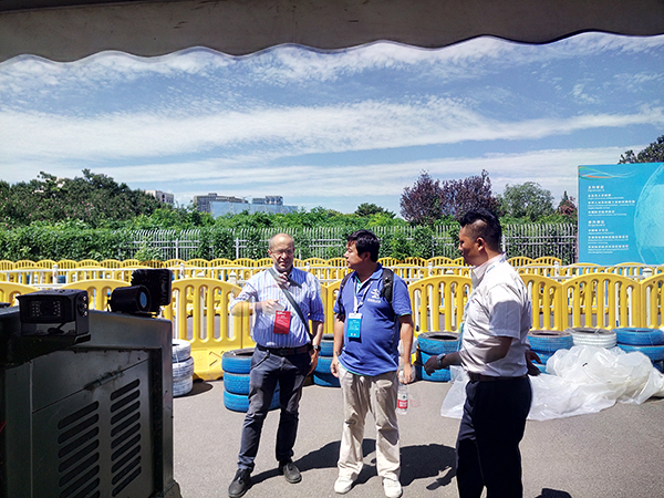 壹定发智能“龙马一号”惊艳亮相天下机械人大会