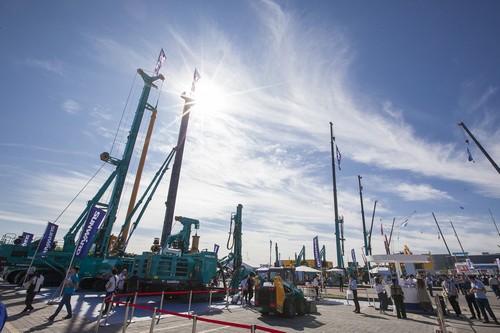 壹定发智能酷帅曾大虾，，，，一大波美图带你亲临北京BICES展