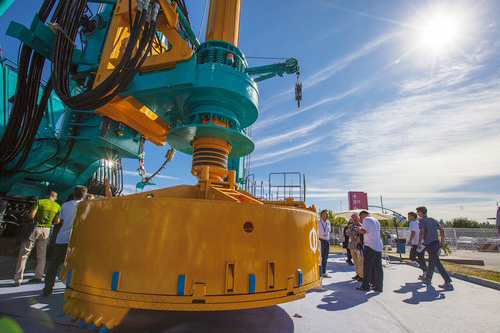 壹定发智能酷帅曾大虾，，，，一大波美图带你亲临北京BICES展