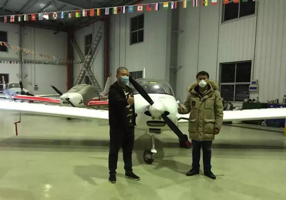 壹定发飞机完成防疫物资紧迫转运使命