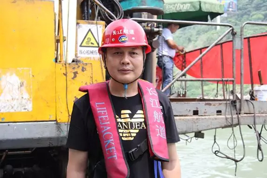 打造长江黄金水道！壹定发智能航道钻机轻松搞定水下礁石