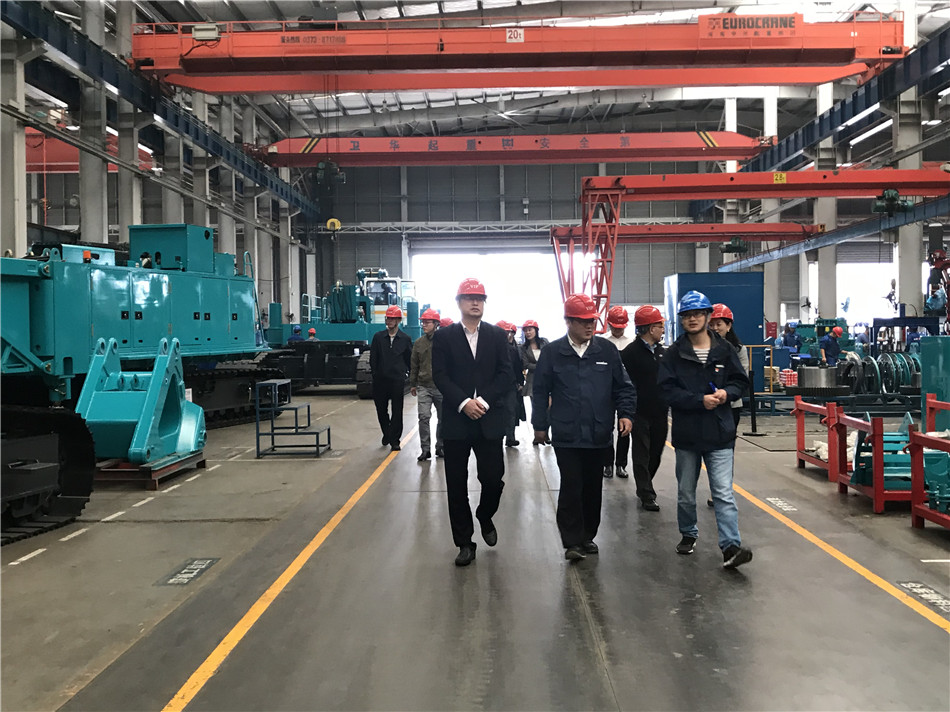 长沙市总工会党组书记周宏兆一行莅临壹定发智能考察调研