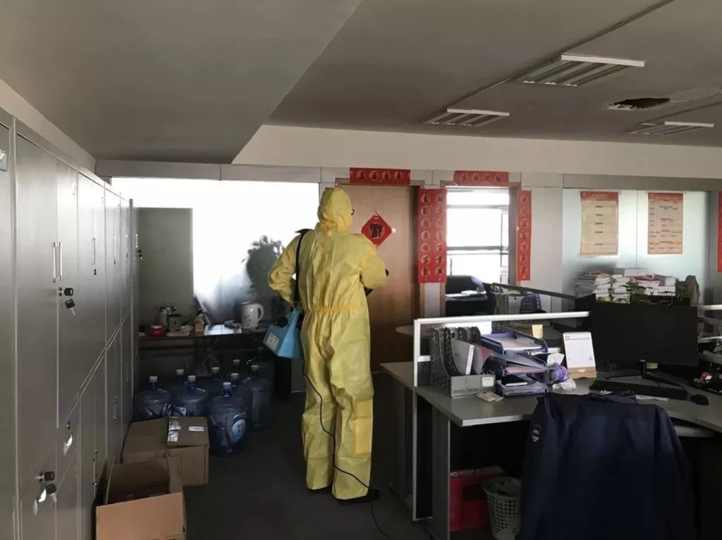 抗疫情，，，，，，，，壹定发智能党委勇继续