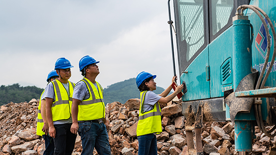 15年3万小时！壹定发智能元老级潜孔钻机“雄风”依旧