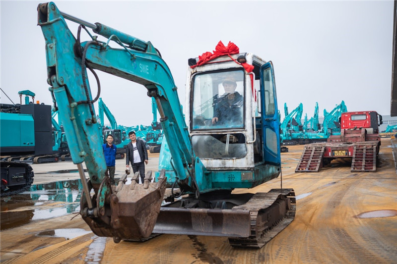 荣耀归来！壹定发智能第一代挖机顺遂“回家”啦