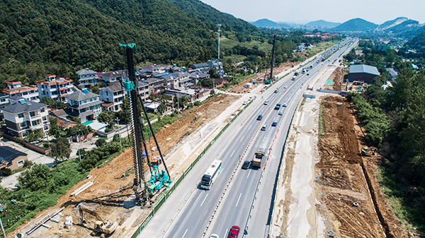 高效又环保，，，，，说的就是SWSD双动力头强力多功效钻机