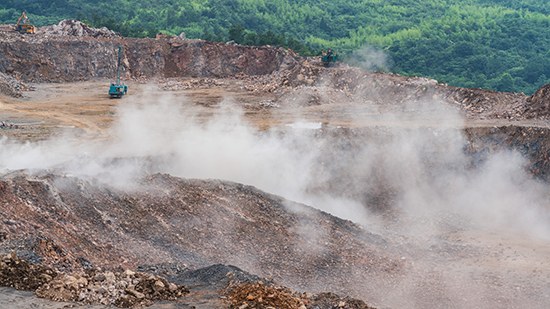 15年3万小时！壹定发智能元老级潜孔钻机“雄风”依旧