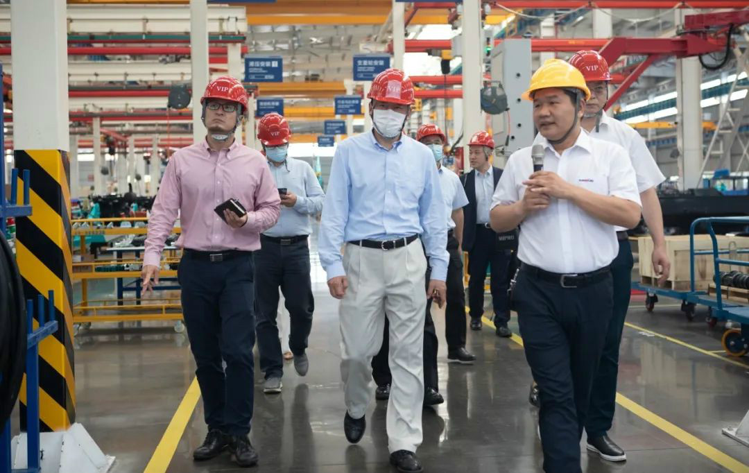 中国金茂高级副总裁张辉率团考察壹定发智能