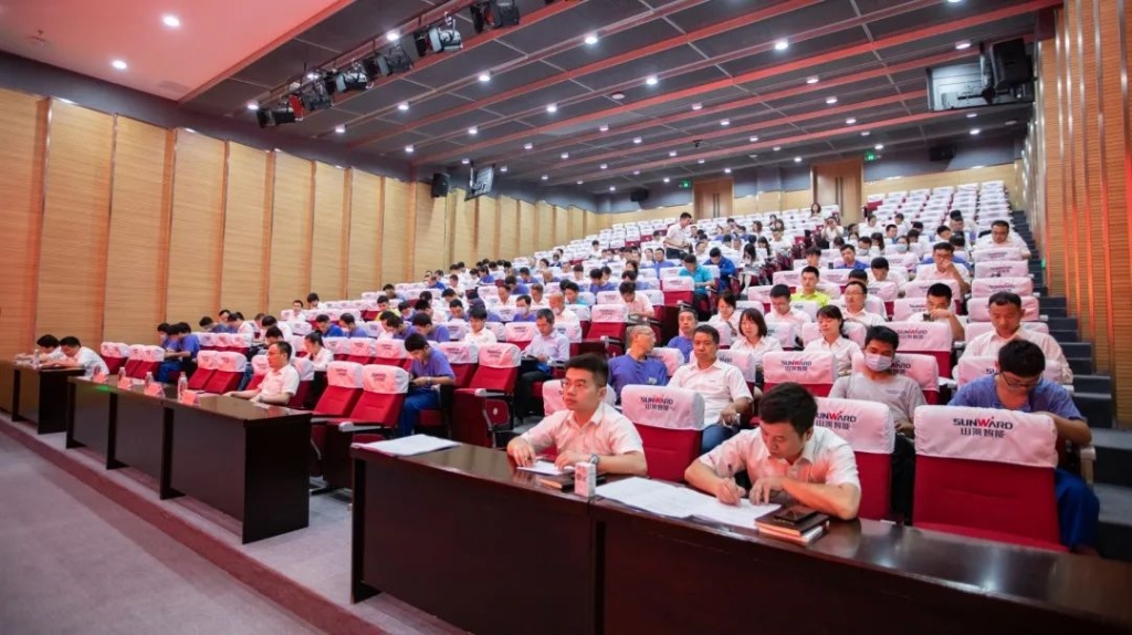 提升理论修养水平，，，，，，，，确保党员生长质量 ——壹定发智能开展2020年入党起劲分子培训