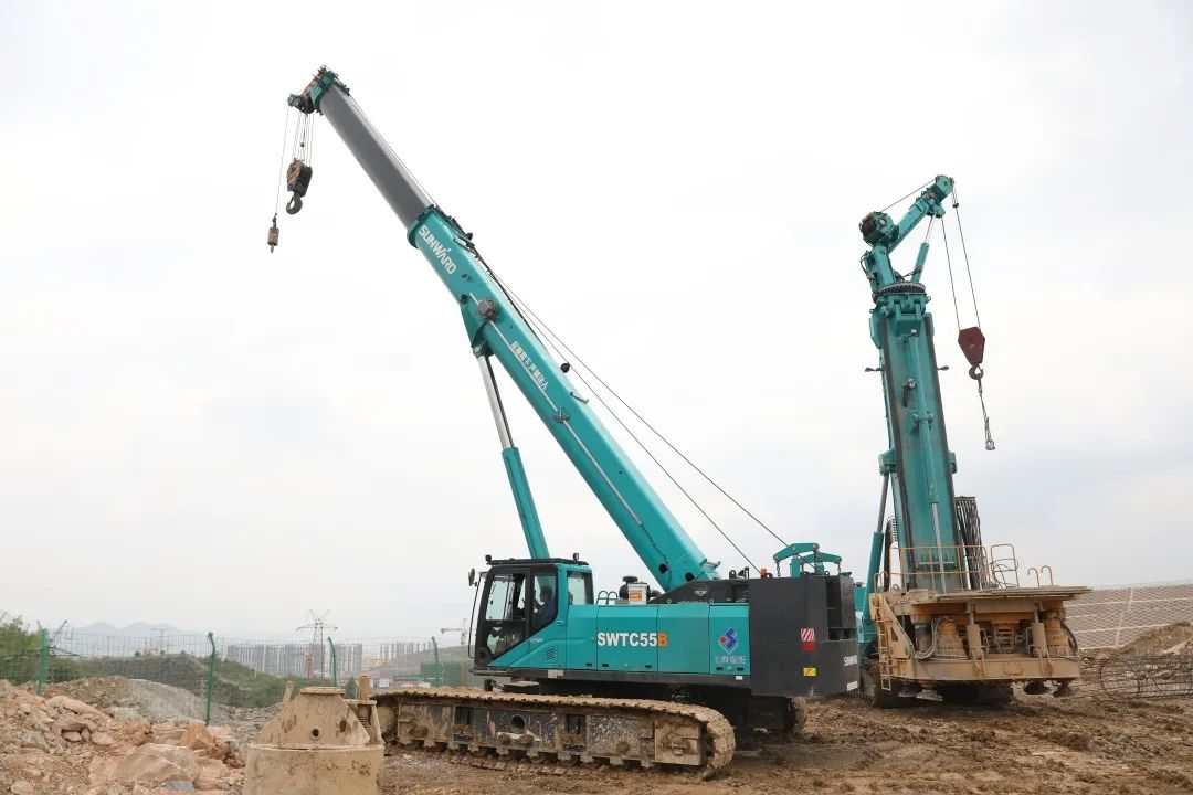 壹定发机群“染绿”贵阳机场扩建工地