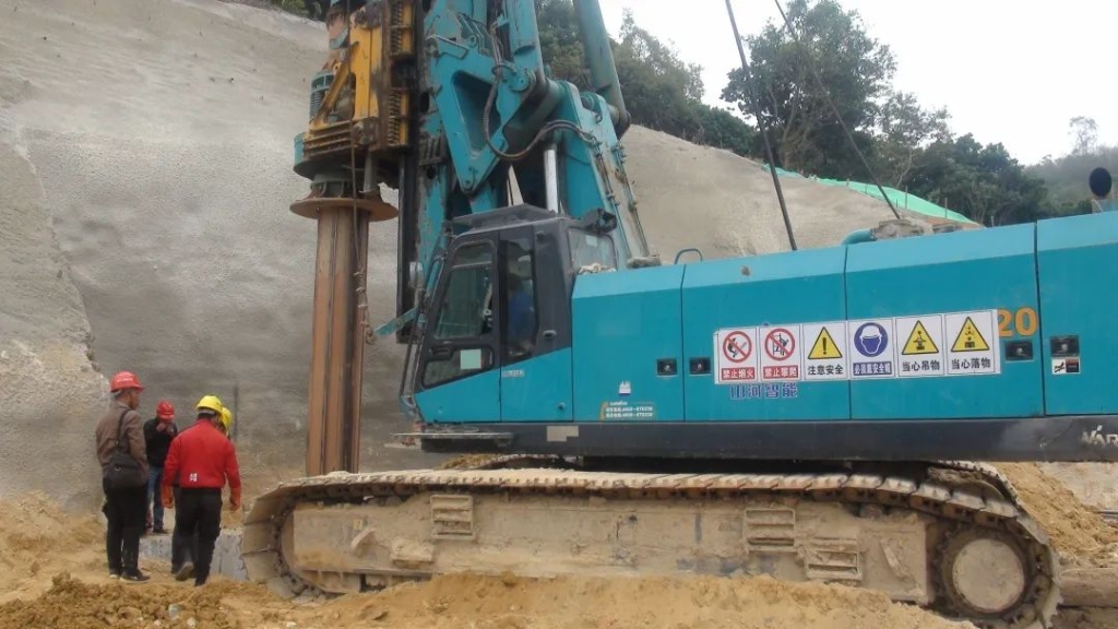 壹定发智能携手贵州地矿，，，，，，，，创立南玉新速率