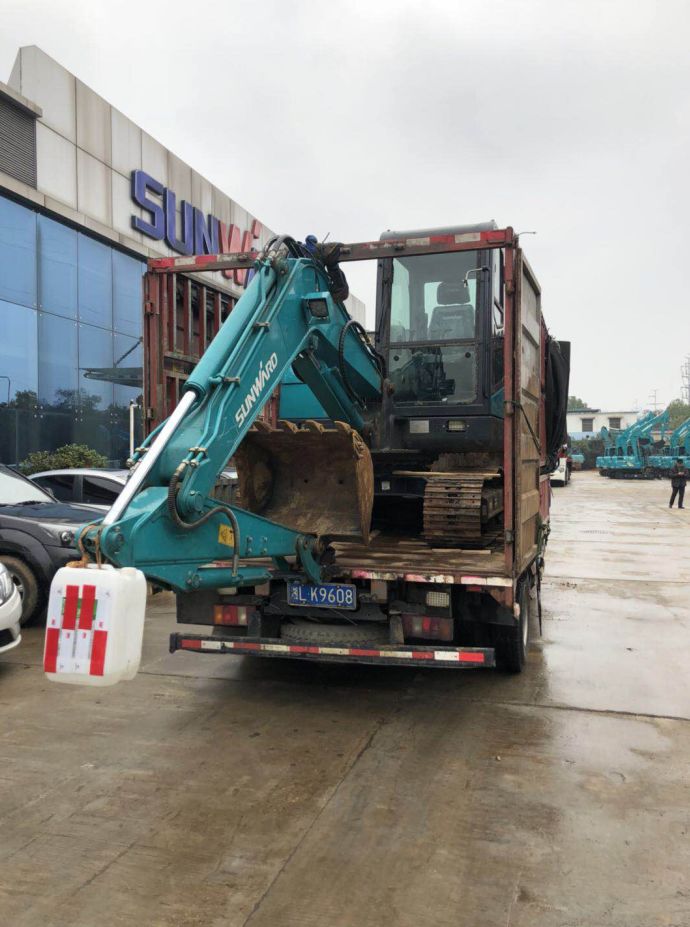 “直播看车”护航竞拍，，，，壹定发二手机成交价逆势增溢20%