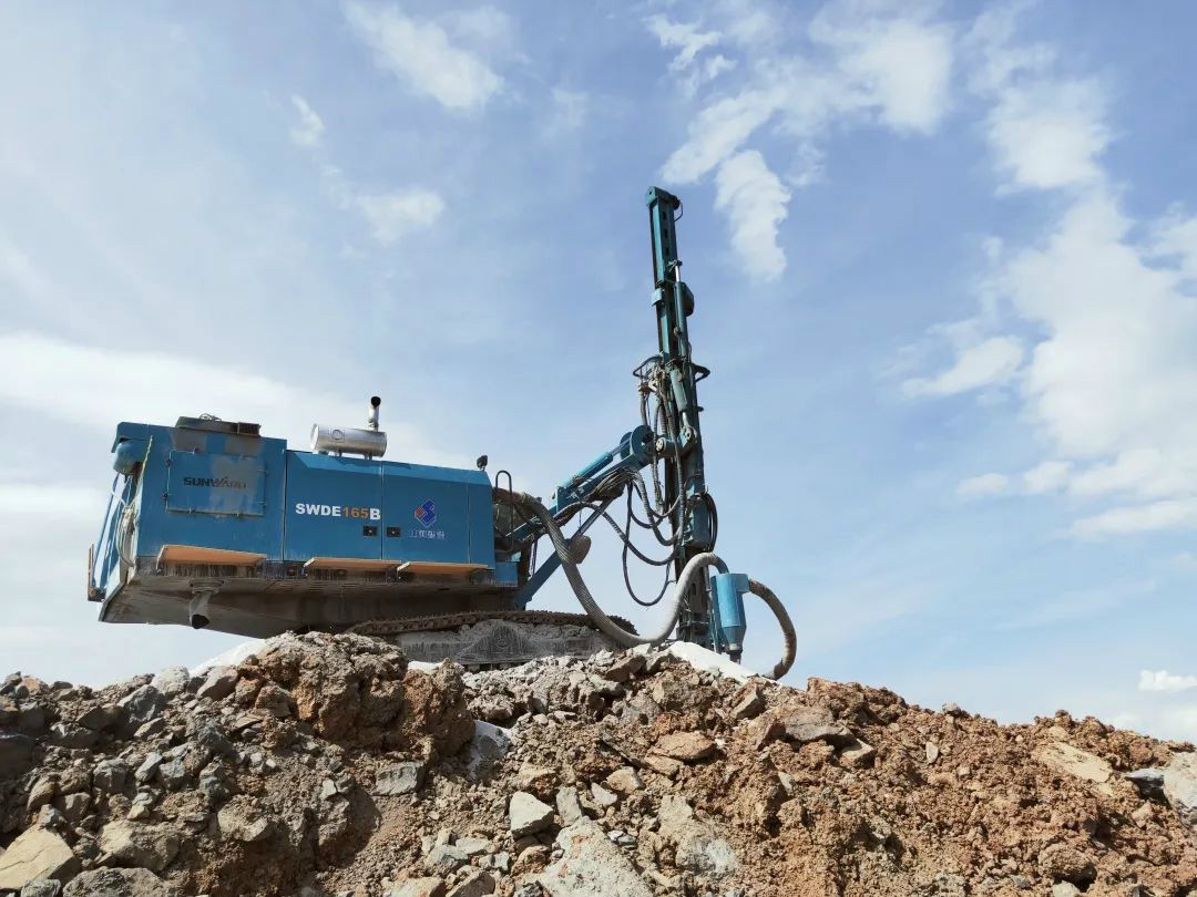 一连深耕细分市场，，，，，，，壹定发凿岩加速推新