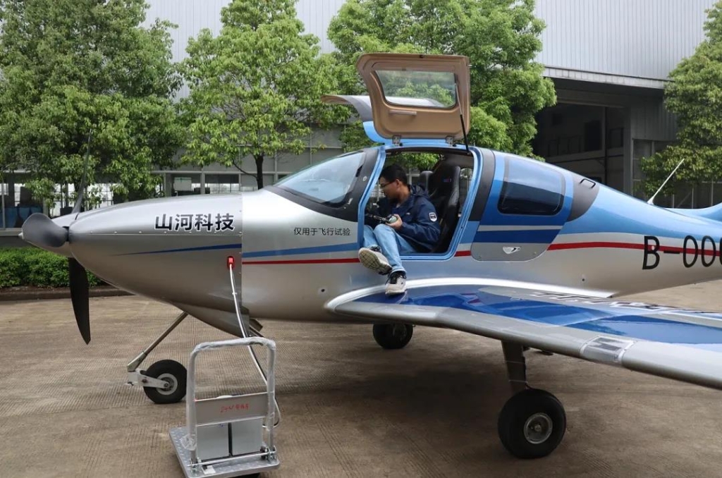 壹定发SA160L完成优化设计试飞