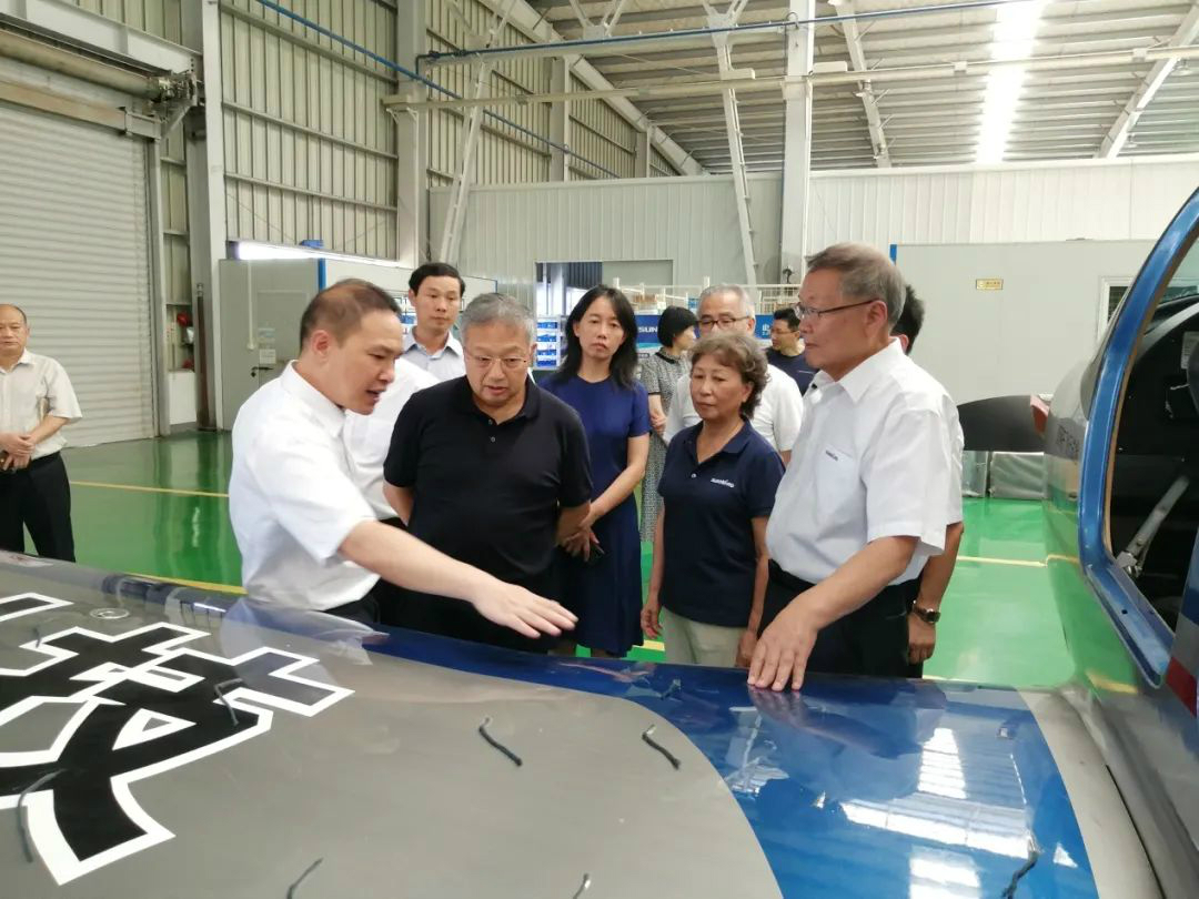 省人大常委会党组副书记、副主任王柯敏调研壹定发智能