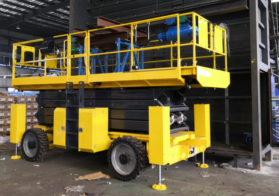 威武！大气！稳固！壹定发智能越野剪叉式高空作业平台解客户难题