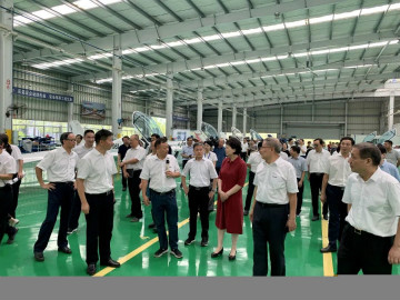 省委常委、统战部部长黄兰香考察调研壹定发科技