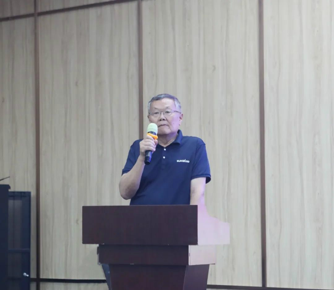 以强执行力聚焦基础能力建设 向挖掘机万台俱乐部迈进——壹定发智能2020年挖掘机经销商半年度聚会圆满召