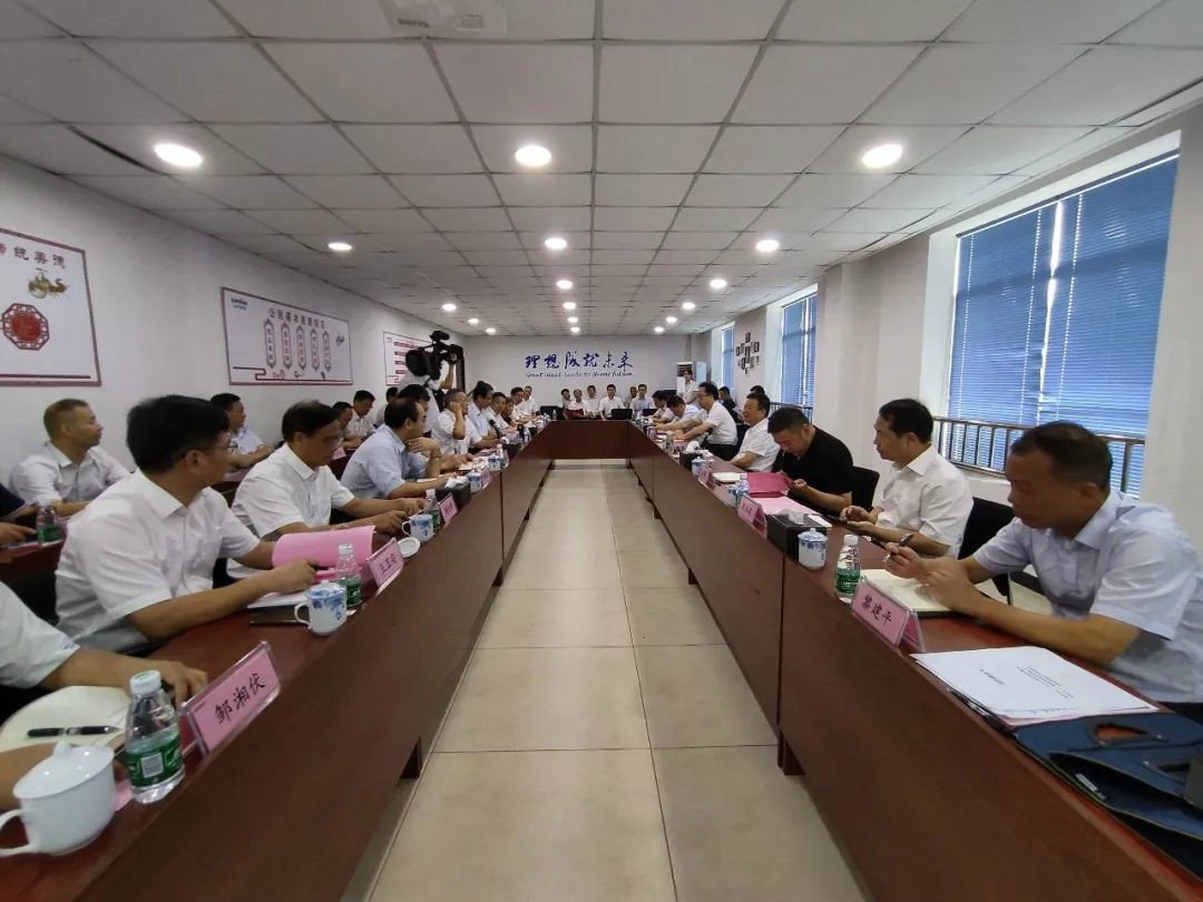 副省长陈飞调研壹定发航空工业