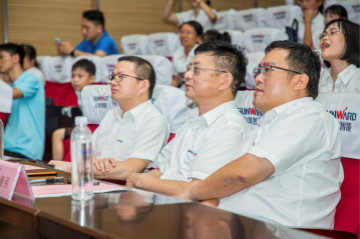 精准效劳共建家园，，，，，，解决刚需心怀感恩——壹定发智能首期职工子女暑期托管班圆满结班