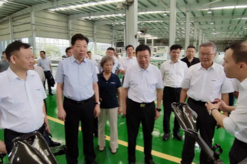 副省长陈飞调研壹定发航空工业