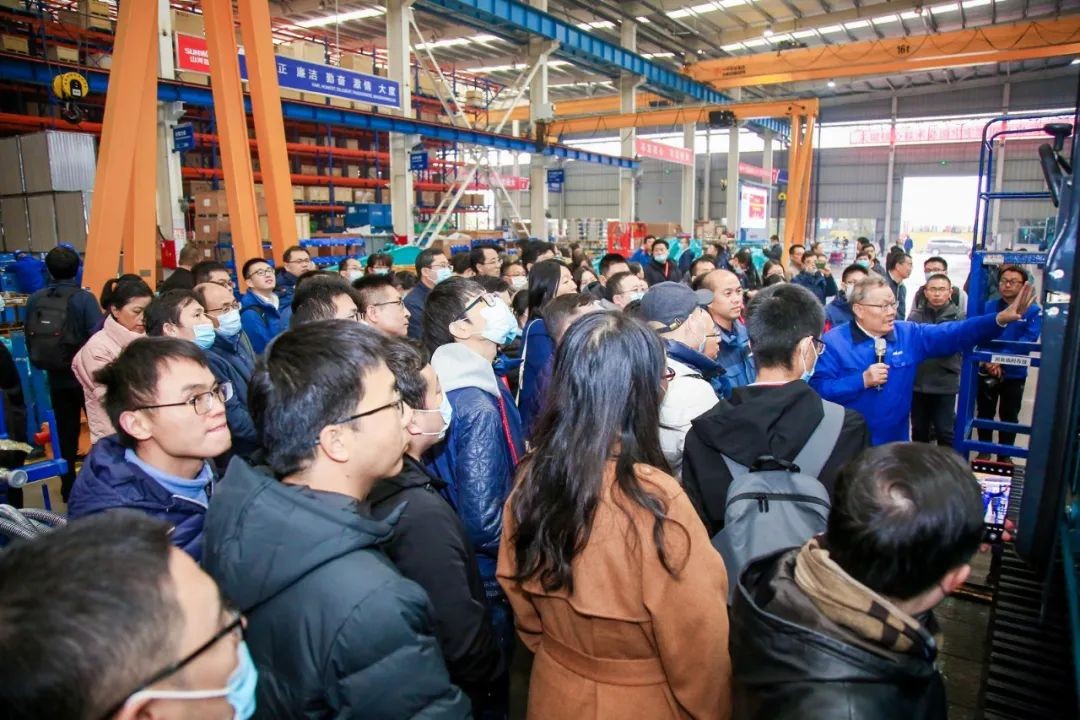 2020航天先进制造手艺国际钻研会代表团考察壹定发智能