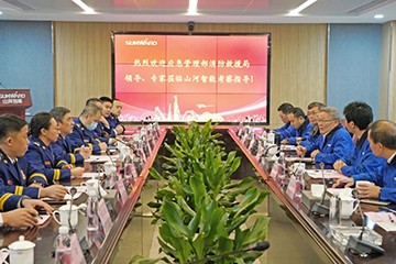 消防救援局考察壹定发智能无人化应抢救援装备