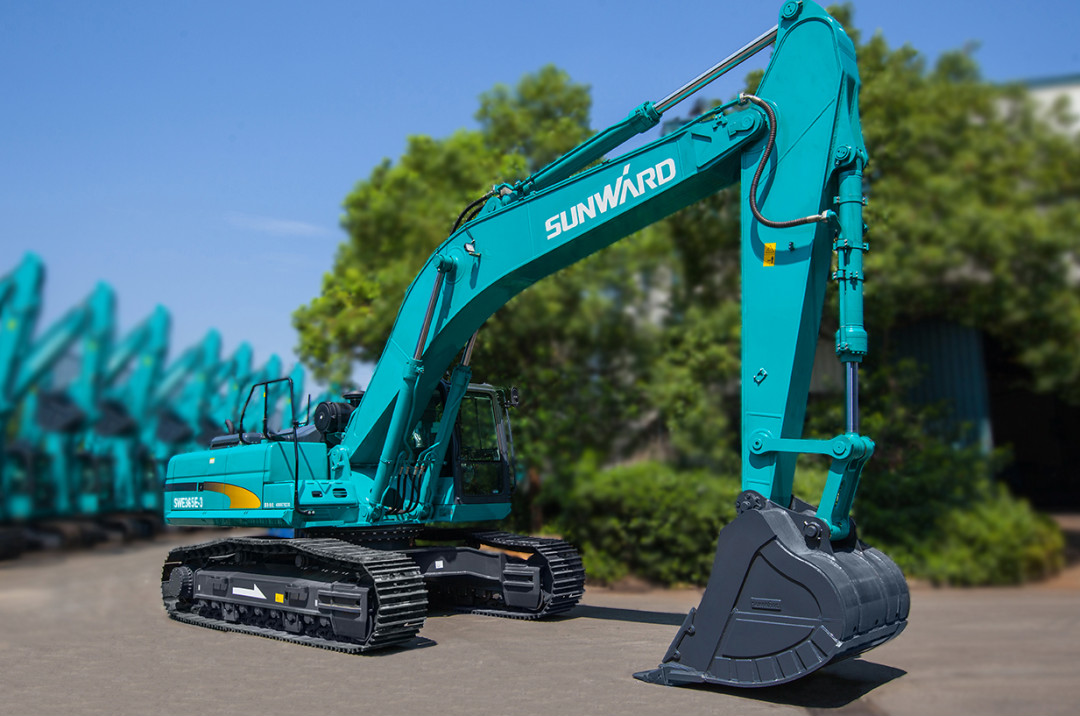 以先导式立异实现挖掘机从无到有，，，，，，，从小到大，，，，，，，从大到强！