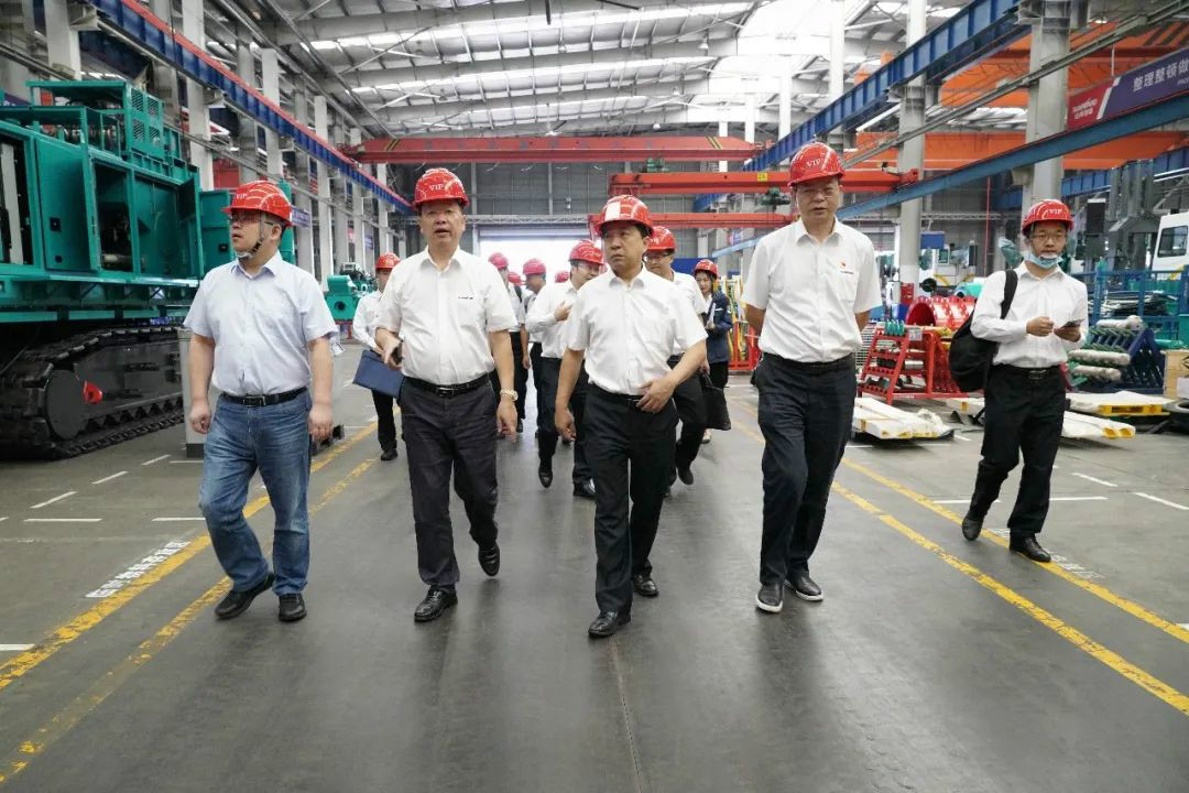 中铁装备赵华总司理莅临壹定发智能交流