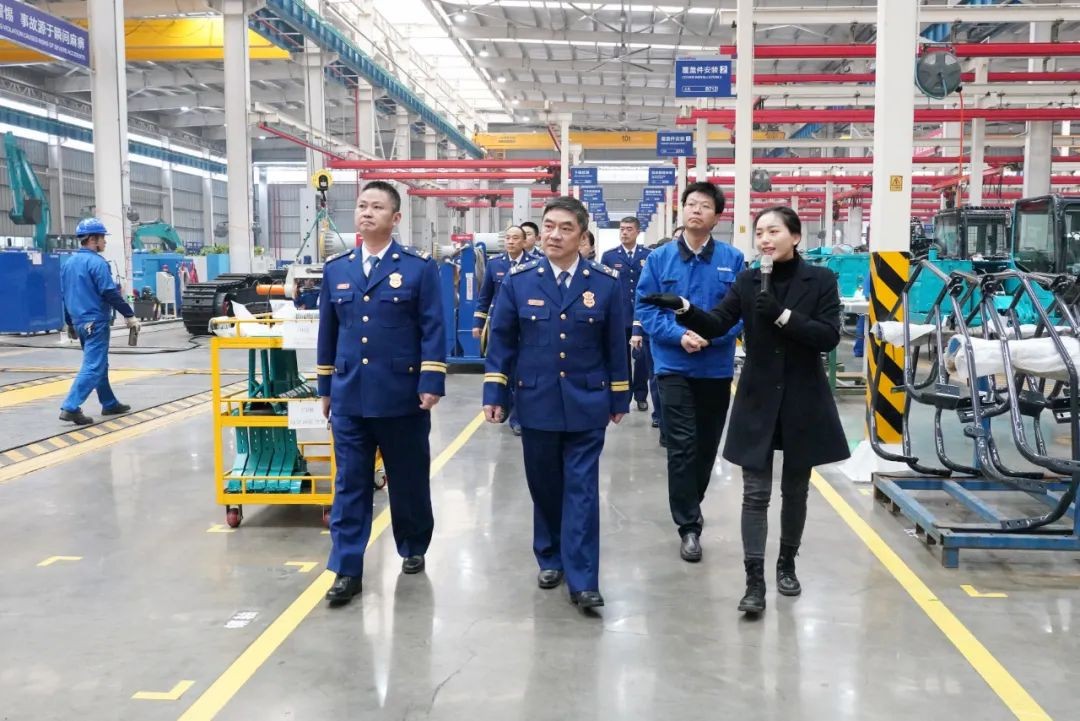 消防救援局考察壹定发智能无人化应抢救援装备