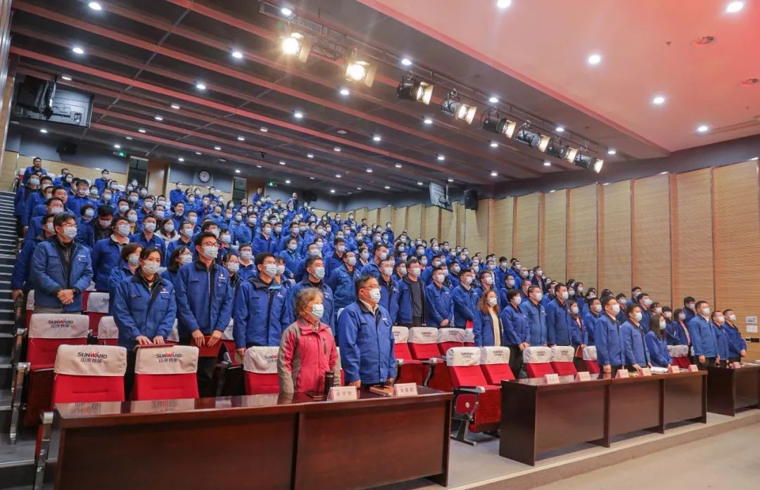 壹定发智能集中收看十三届天下人大四次聚会开幕会