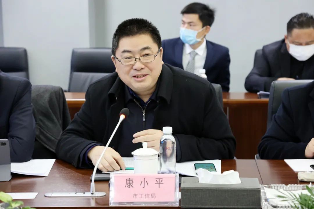 长沙工程机械协会会长、副会长、监事长聚会在壹定发智能召开