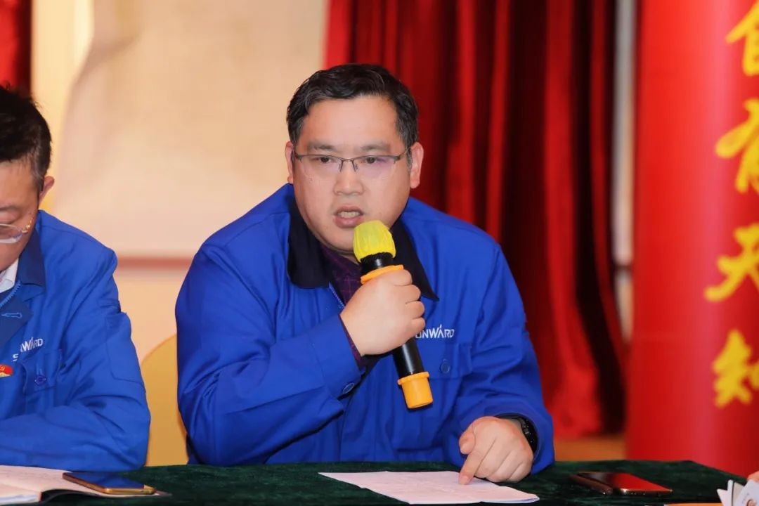 “红”领壹定发，，，，，共建家园——壹定发智能2021年党工团盟事情聚会召开